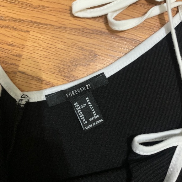 Forever 21 black dress - Picture 2 of 2